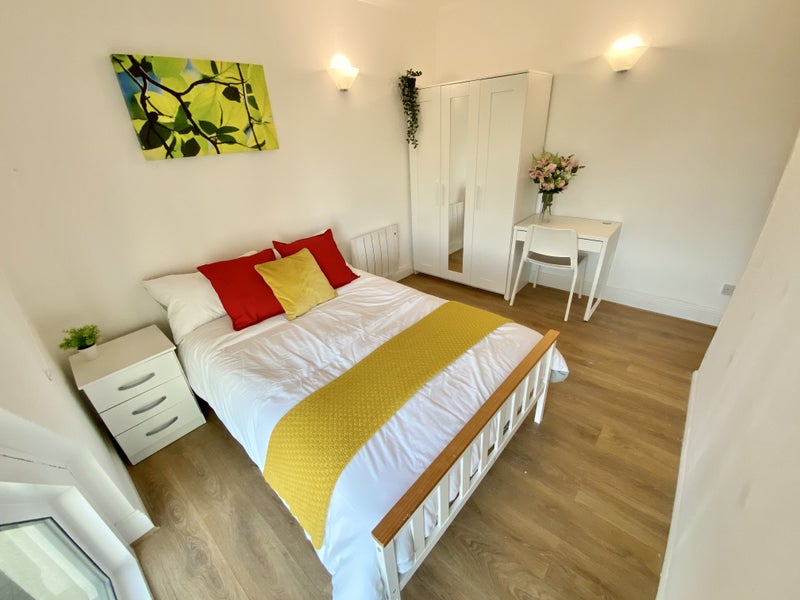 Lovely Room Near Canary - student accommodation in Canary Wharf - img_1