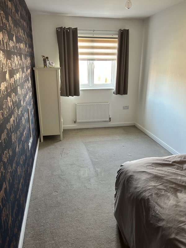 Lovely room within quiet neighbourhood - student accommodation in Chichester