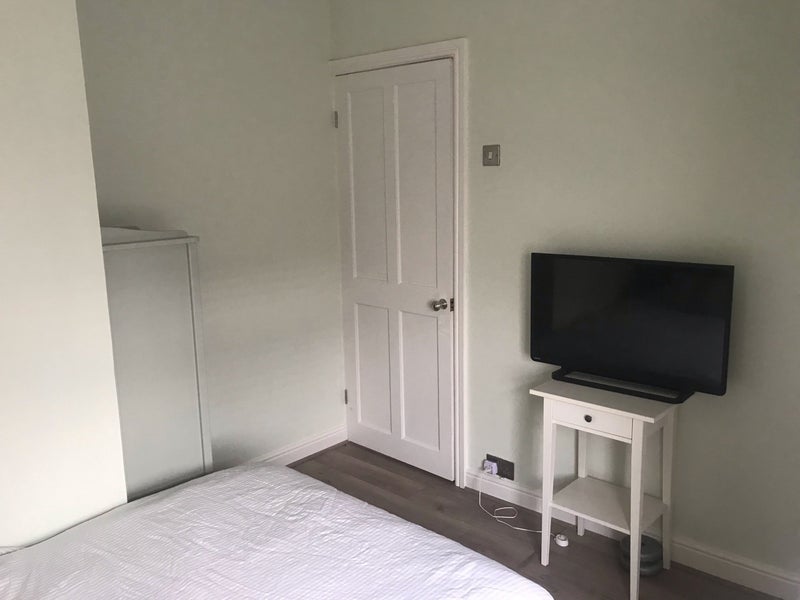 Lovely small double in beautiful house - student accommodation in Hollins Green - img_2