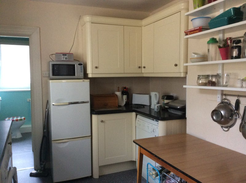 Lovely spacious townhouse, city centre 10-12mins! - student accommodation in Plymouth - img_4