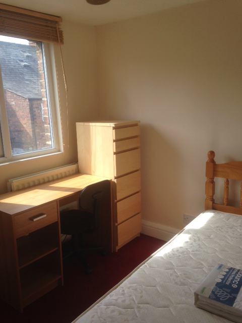 Lovely Student House- 5 Rooms Available! - student accommodation in Chester - img_3