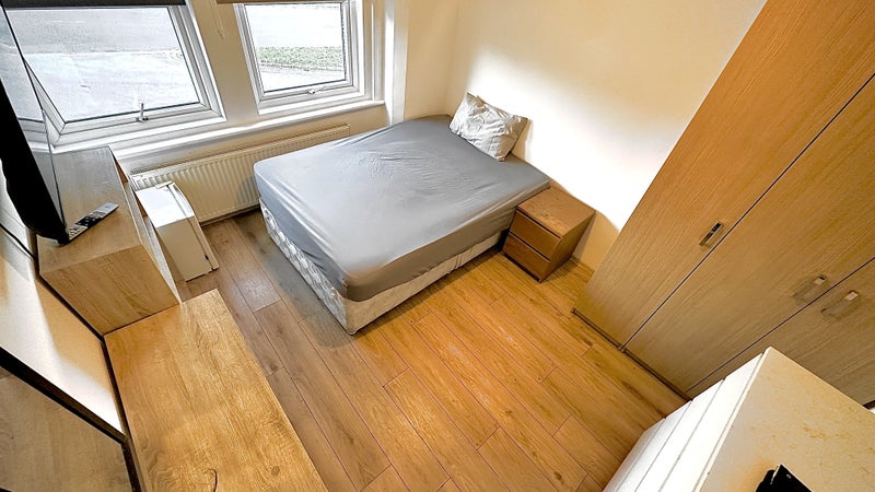 Luxurious Double Room For Rent Branksome BH14 - student accommodation in United Kingdom