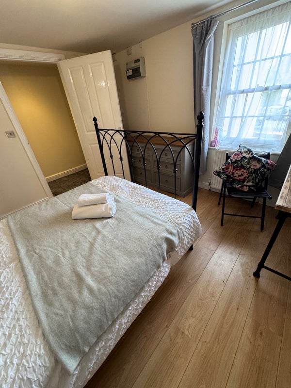 Luxury 1 bedroom apartment Shifnal town Center - student accommodation in Shifnal - img_4