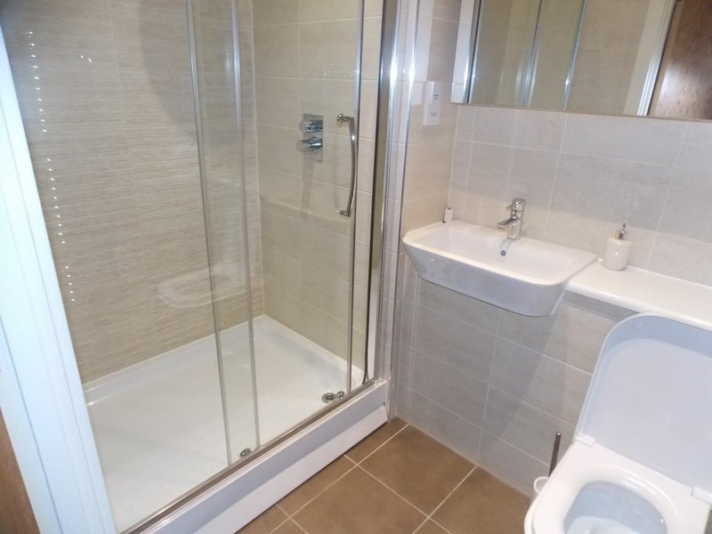Luxury 2 bed, 2 bath with Balcony, Gym, E14 - student accommodation in London E14 - img_7