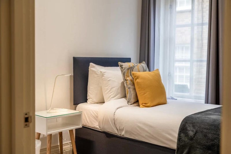 Luxury 2 bedroom House in heart of Zone 1 - student accommodation in Baker Street - img_3