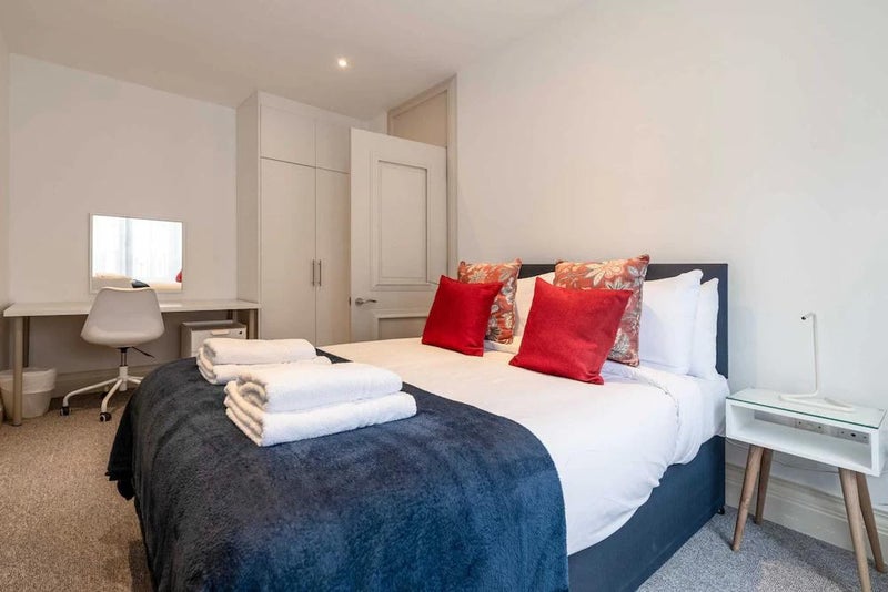 Luxury 2 bedroom House in heart of Zone 1 - student accommodation in Baker Street - img_1