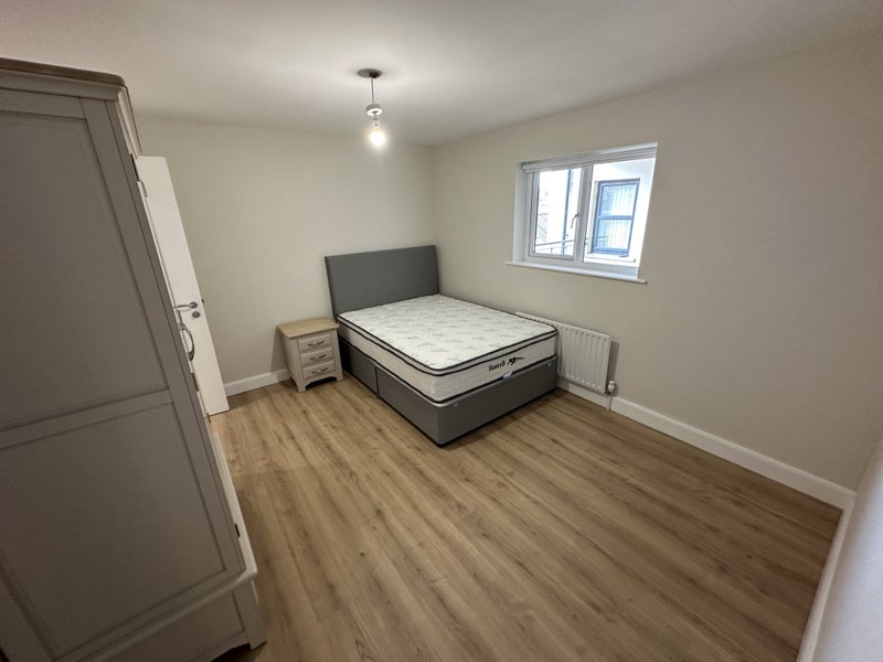 " Luxury 2Bed Apartment Belfast City Center BT1 " - student accommodation in Belfast - img_5
