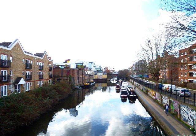 Luxury 3 bed-2 bath, Terrace overlooking Canal, E2 - student accommodation in London E2 - img_13