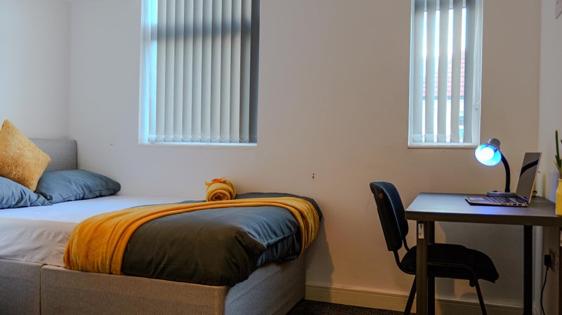  Luxury 5-Bed, 5-Bath House for Professionals - student accommodation in Coventry - img_5