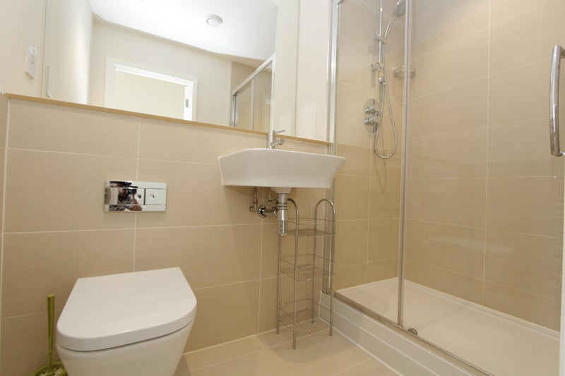Luxury Ensuite + double room w/balcony! - student accommodation in North Greenwich - img_8