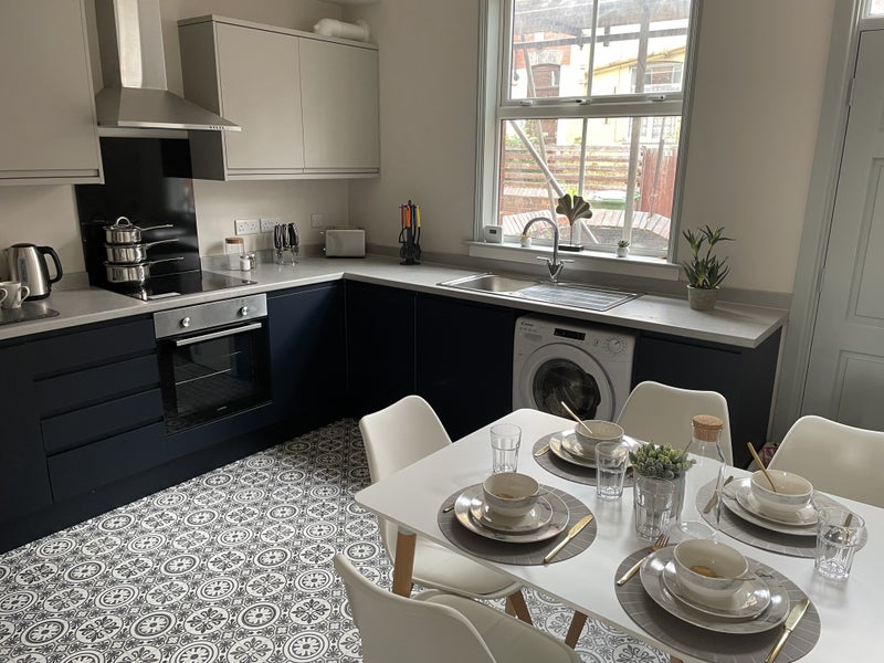 Luxury En-Suite in Fantastic Location - 10 SGW - student accommodation in Headingley - img_6