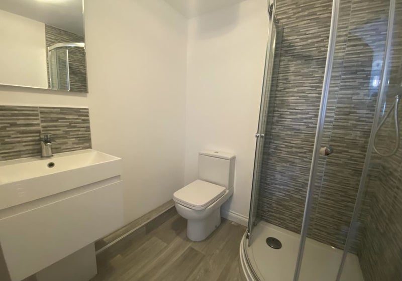 Luxury Modern Apartment - student accommodation in Four Oaks - img_2