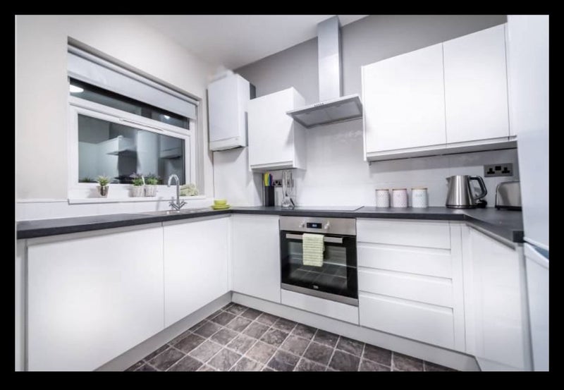 Luxury Modern Professional House Share Leeds - student accommodation in Leeds - img_2