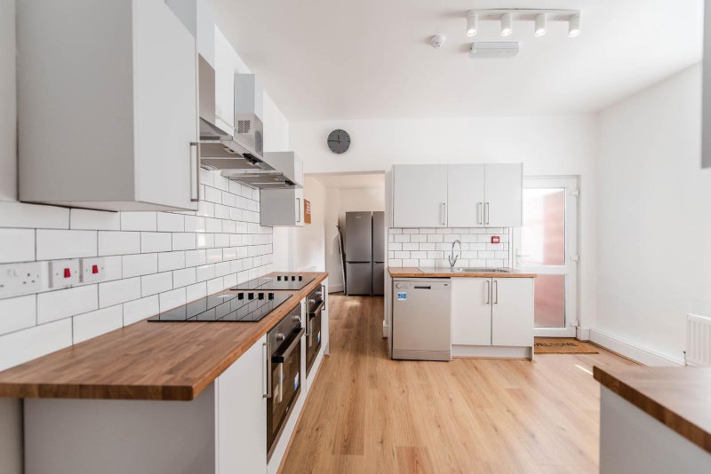Luxury Property Available In L19 - student accommodation in Garston - img_3