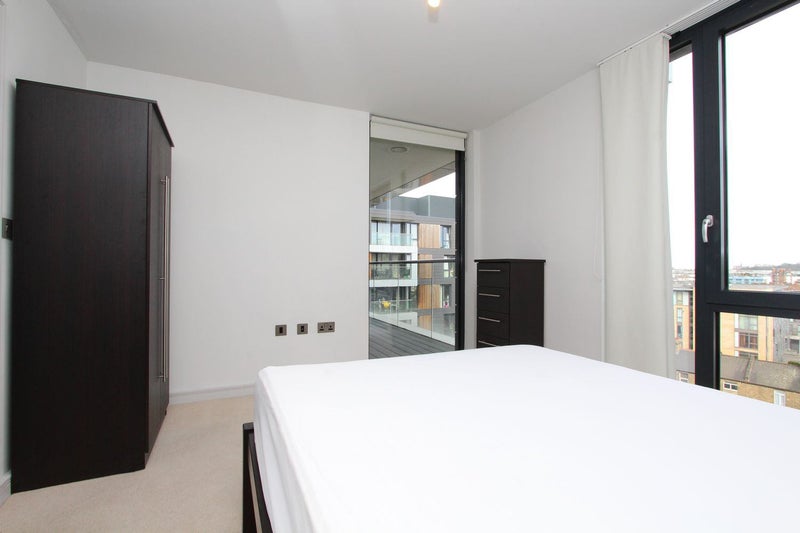 Luxury rooms in Greenwich SE10 for September - student accommodation in North Greenwich - img_7