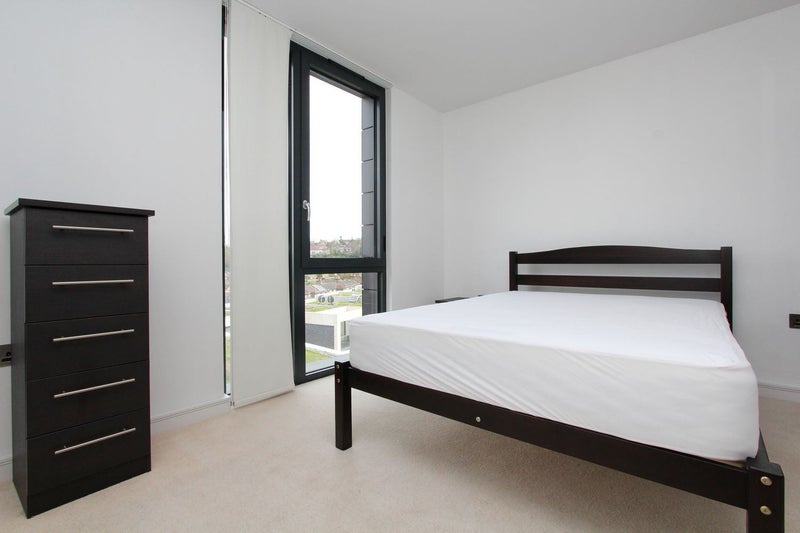 Luxury rooms in Greenwich SE10 for September - student accommodation in North Greenwich - img_4