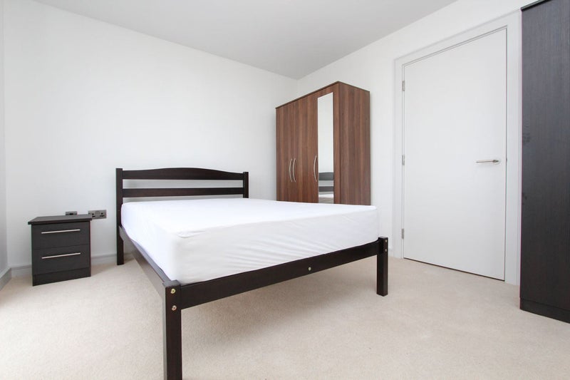 Luxury rooms in Greenwich SE10 for September - student accommodation in North Greenwich - img_8
