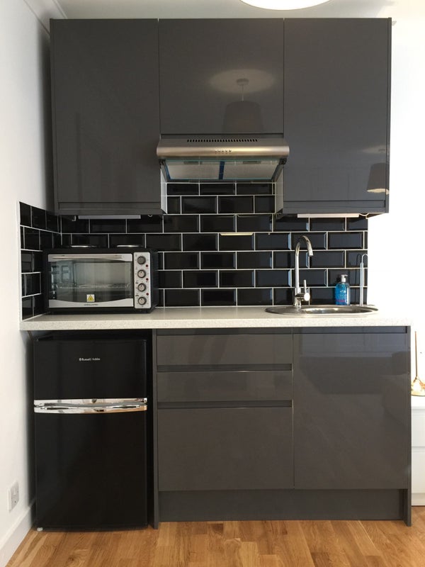 Luxury Self Contained Studio Balcony Room - student accommodation in Bromley - img_2