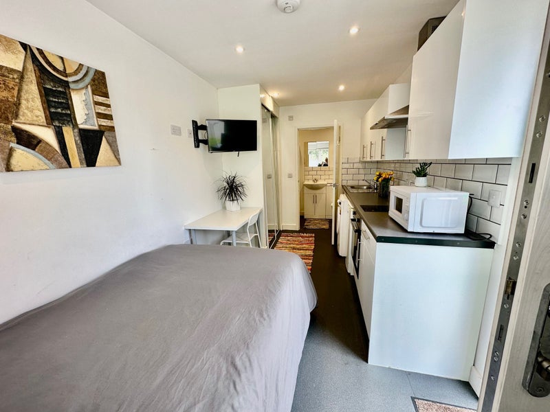 Luxury Studio ensuite kitchen Cranfield MK43 - student accommodation in United Kingdom - img_5