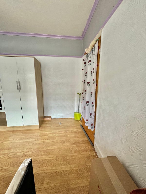 Double room in prime location with a kitchen student accommodation in London E6 - img_7