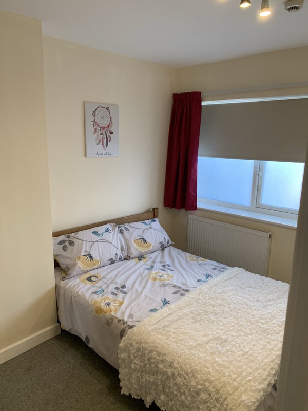 Modern Double Bedrooms In Poole - student accommodation in Poole - img_1