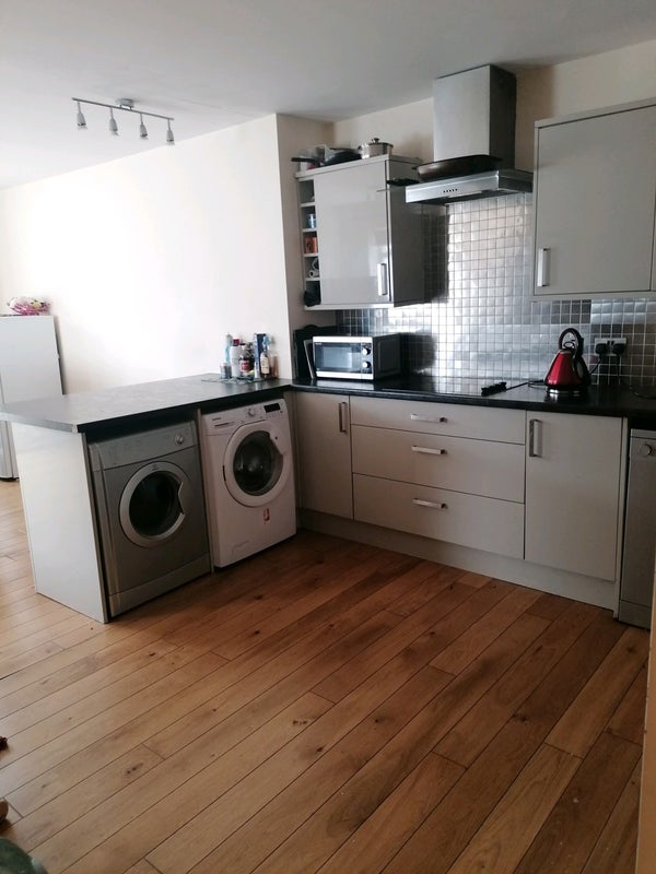 Modern Double Bedrooms In Poole - student accommodation in Poole - img_6