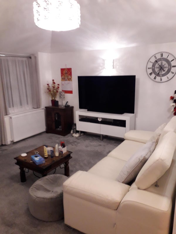 Modern double room in detached house - student accommodation in Marks Tey - img_3