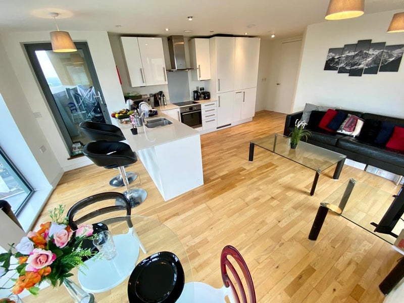 Modern Flat, Living Room, Wembley - student accommodation in Wembley - img_6
