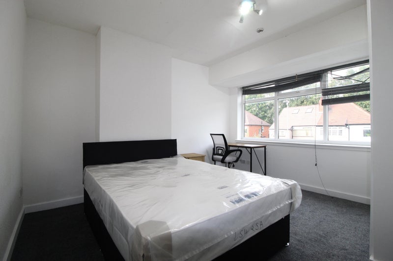 Modern Four Bedroom House in LS4 - student accommodation in Burley - img_7