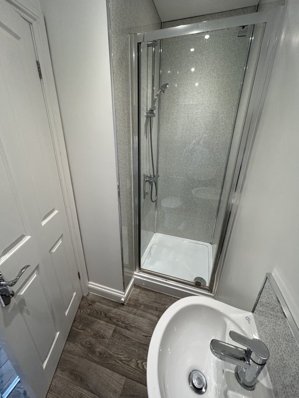 Modern Furnished En Suite Great Transport Links - student accommodation in Sneinton - img_5