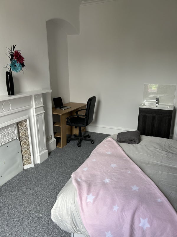 Modern, newly refurbished 5 Bedroom HMO - student accommodation in Aberdeen - img_4