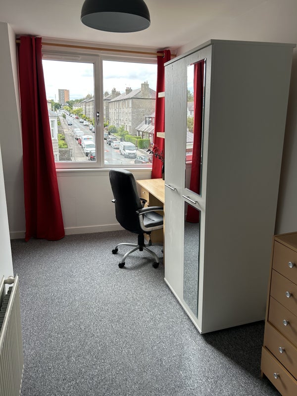 Modern, newly refurbished 5 Bedroom HMO - student accommodation in Aberdeen - img_7