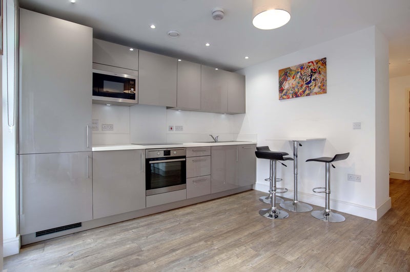 Modern premium studio flat (bills excl) - student accommodation in Bow - img_2