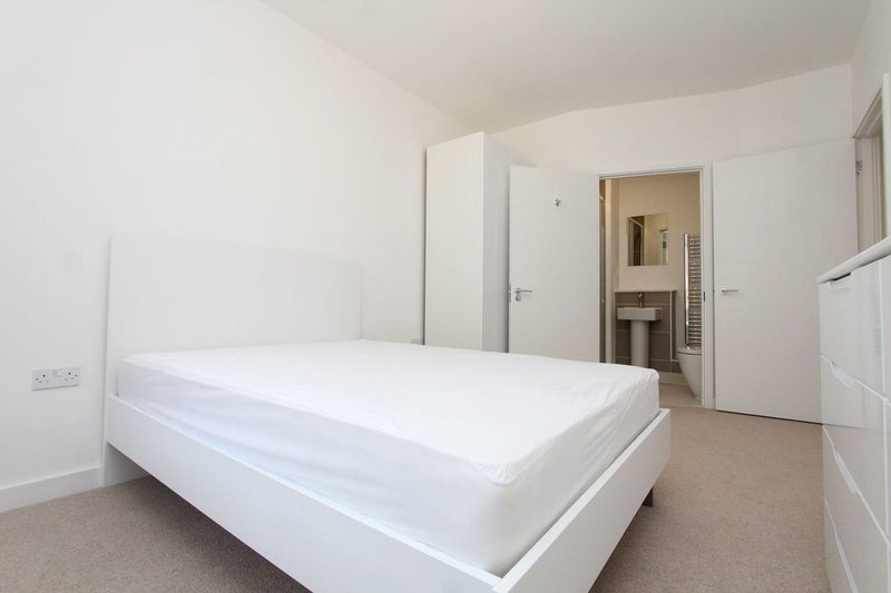 Modern Property In Dockland Area - 3 Rooms - student accommodation in Canning Town - img_5