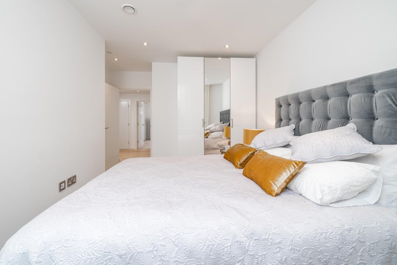 Modern room and en- suite experience comfort - student accommodation in Westminster Bridge - img_1