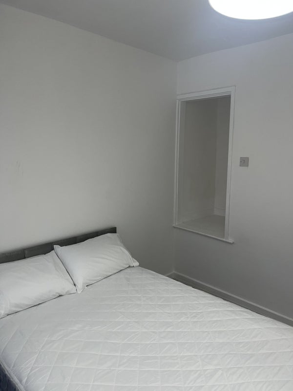 accommodation/modern-room-in-wolverhampton-bills-incl/13082024_89014686.jpg