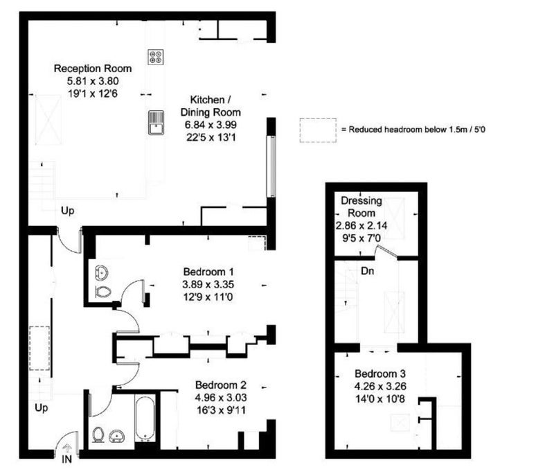 Modern room with walk-in closet on Abbey Road - student accommodation in St John's Wood - img_3