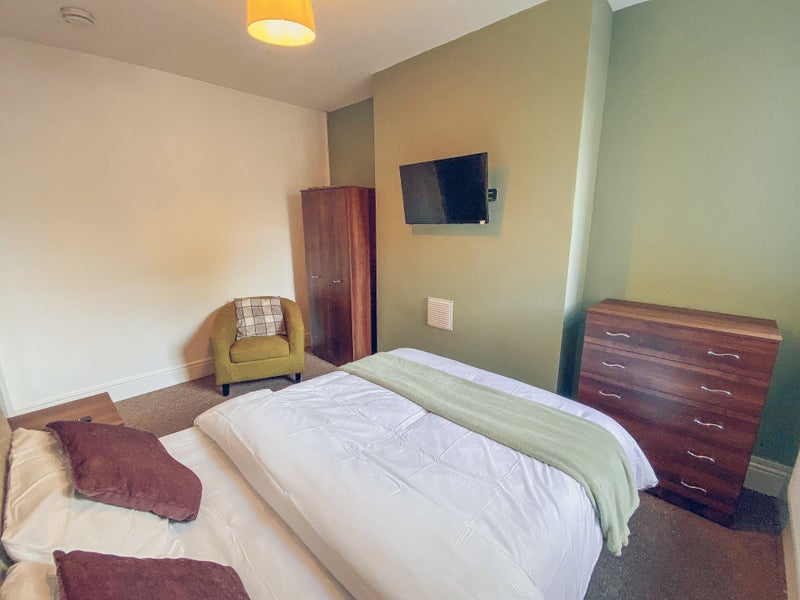 Modern rooms to rent in Legsby Avenue - student accommodation in Grimsby - img_9