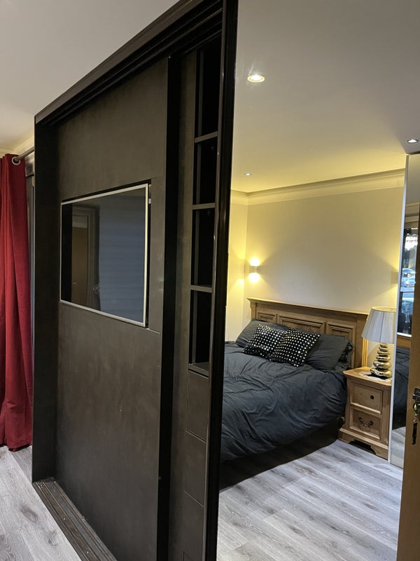 Modern two bedroom  apartment in Battersea area - student accommodation in Wandsworth Town - img_1