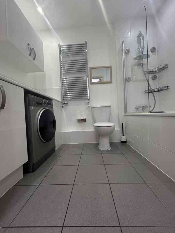 Modern Two Bedroom Apartment+Terrace in Zone 2 - student accommodation in Lambeth - img_7