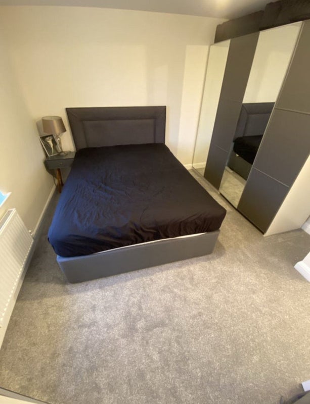Mon-Fri* let of spacious room in clean/modern home - student accommodation in Milton Keynes - img_3