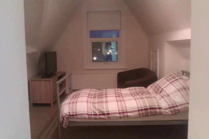 Mr Lee Jones - student accommodation in Gosport - img_4