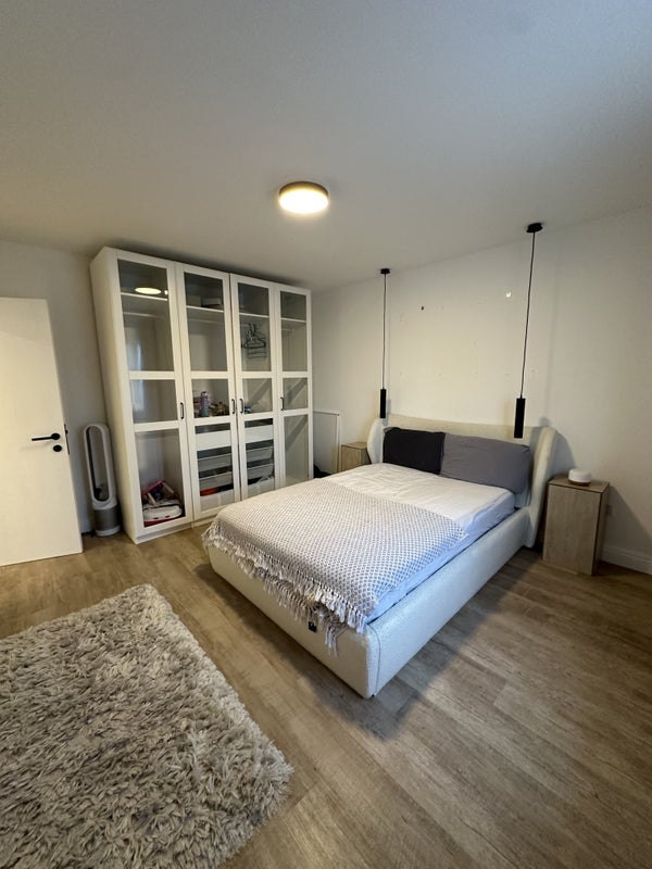 MUST VIEW! Large room available in luxurious home - student accommodation in Greenford - img_2