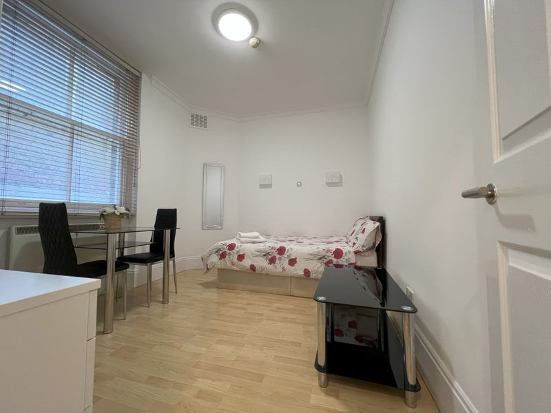 Neat Studio Flat in Central Mayfair - student accommodation in Mayfair - img_2