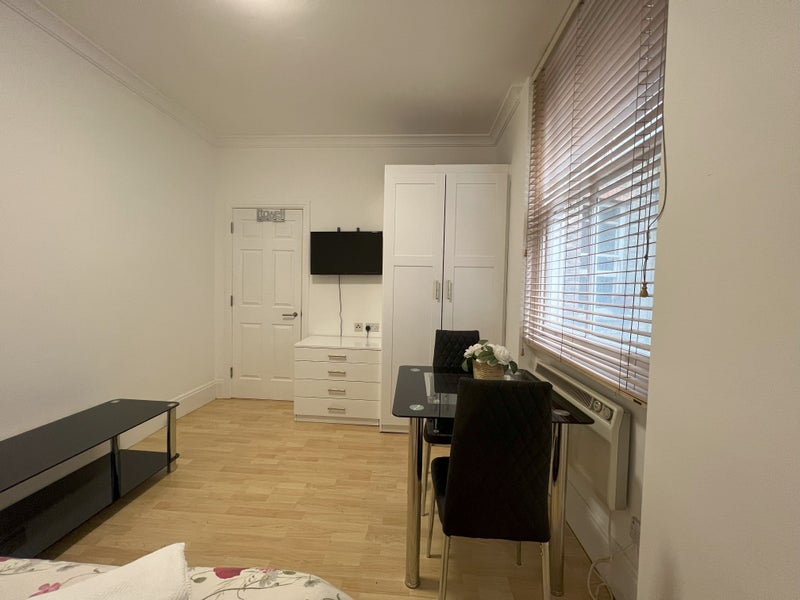 Neat Studio Flat in Central Mayfair - student accommodation in Mayfair - img_1