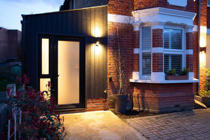 Newly built furnished luxury studio INCL. BILLS - student accommodation in New Malden - img_8