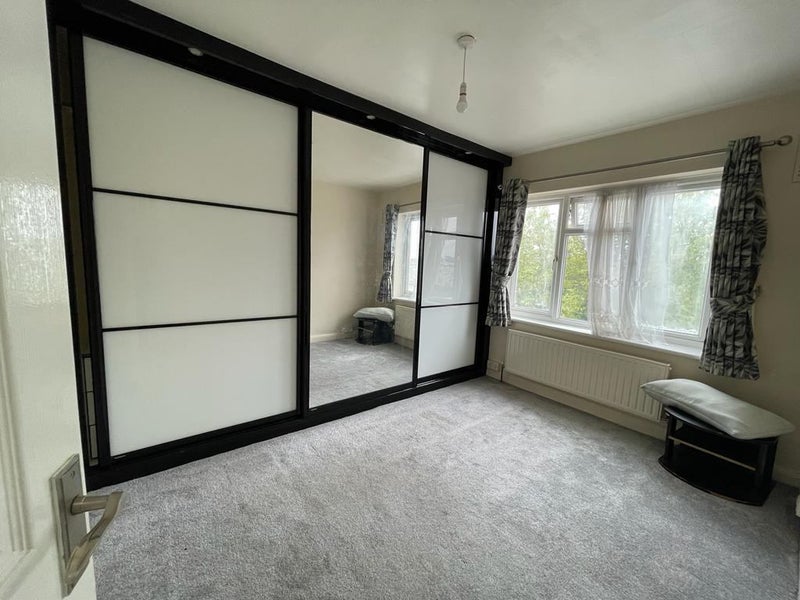 Double room in prime location with a kitchen student accommodation in East Ham - img_3
