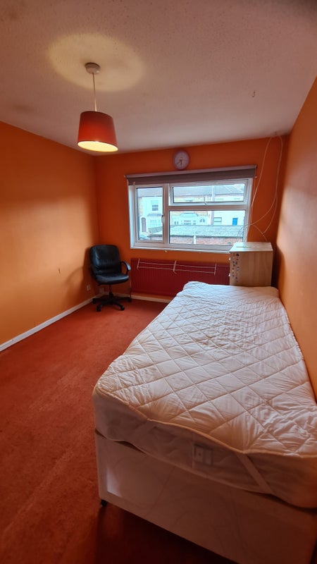 Newly Refurb Peterborough fletton sort/long let - student accommodation in Peterborough - img_2