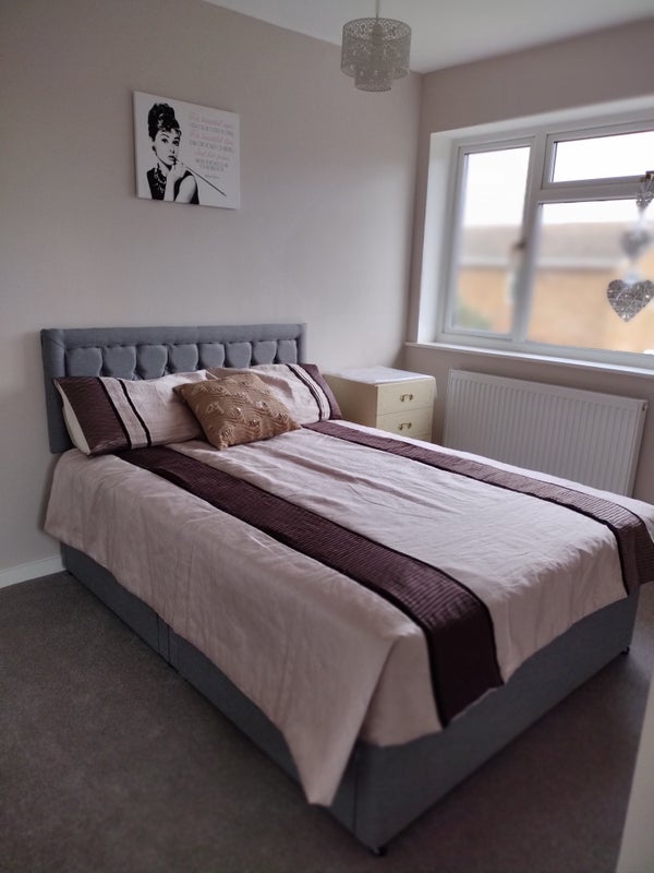Newly refurbished double room suitable veg/vegan - student accommodation in Milton Keynes - img_6