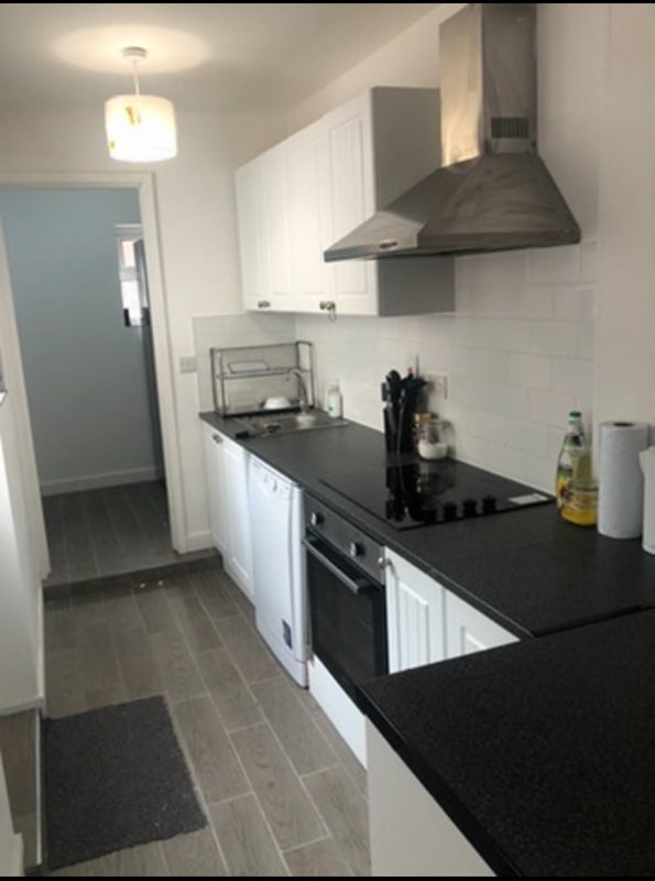 Newly Renovated big rooms - student accommodation in Nottingham - img_6